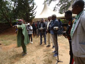 David Maillu conducts guided cultural tour of Mathemboni Arts Centre
